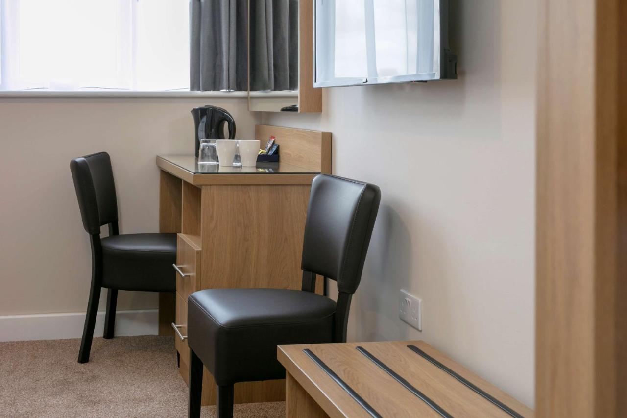 Best Western Northfields Ealing Hotel Лондон Екстер'єр фото