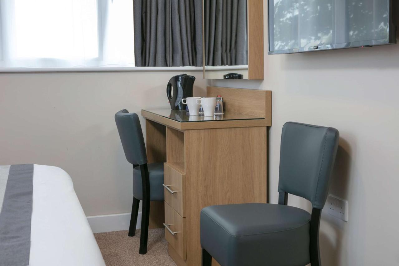 Best Western Northfields Ealing Hotel Лондон Екстер'єр фото